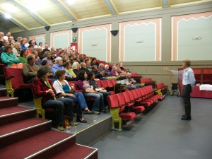 Craig Potton Penguin Encounters presentation at Hokitika Regent 27 Nov 2015